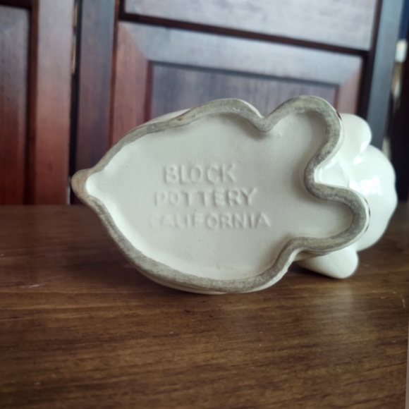 Block Pottery California small sitting dog planter figurine - Picture 7 of 7